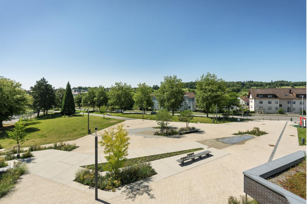 Der neue Rathausvorplatz in Jettingen, Baden-W&uuml;rttemberg